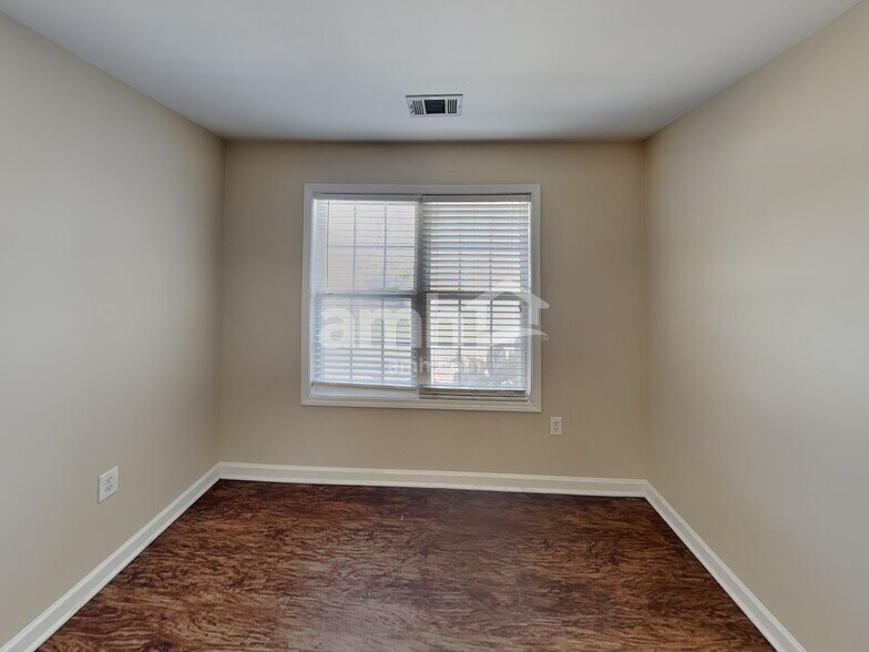 Building Photo - 1081 High Tide Ct