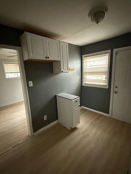 Building Photo - 18742 Morang Dr