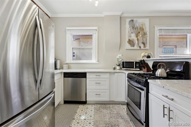 Building Photo - 4138 Shoshone St