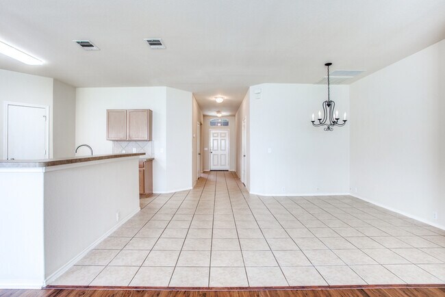 Building Photo - 612 Arrowood Pl