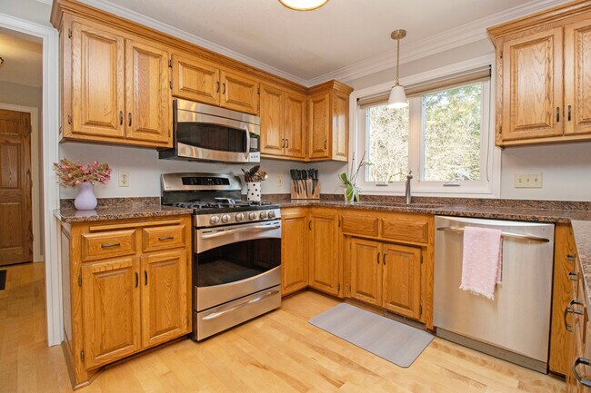 Building Photo - 2266 Copperfield Dr