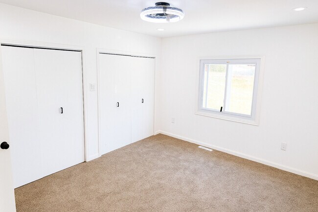 Building Photo - 1317 Fairview Ave