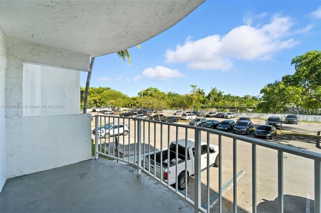 Building Photo - 496 NW 165th St