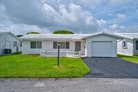 Building Photo - 2086 SW 12th Ave