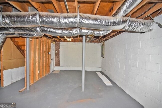 Building Photo - 86 Regency Way SE