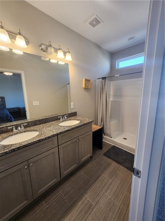 Building Photo - 332 Melody Ln