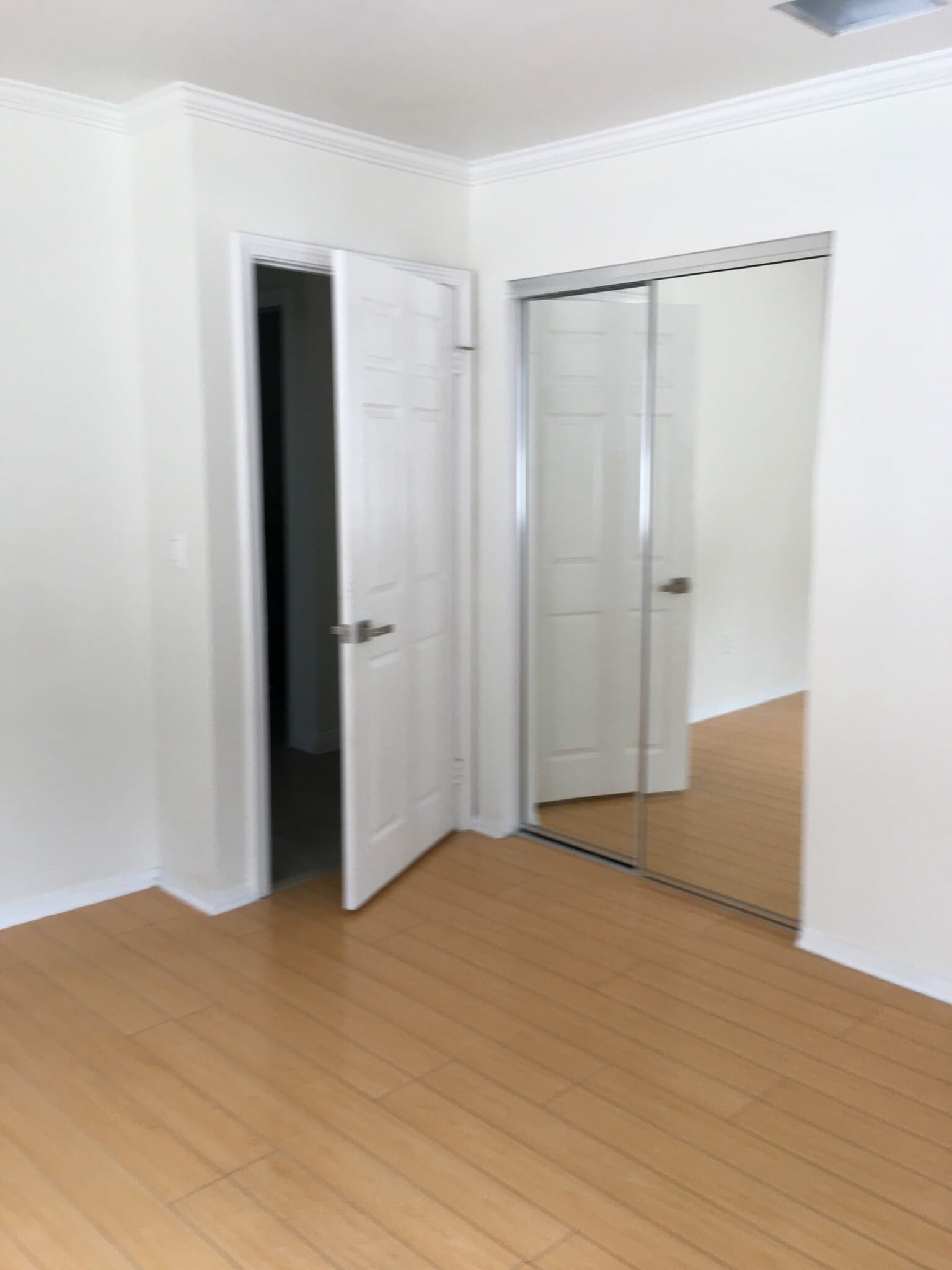 Building Photo - 5329 Fountain Ave