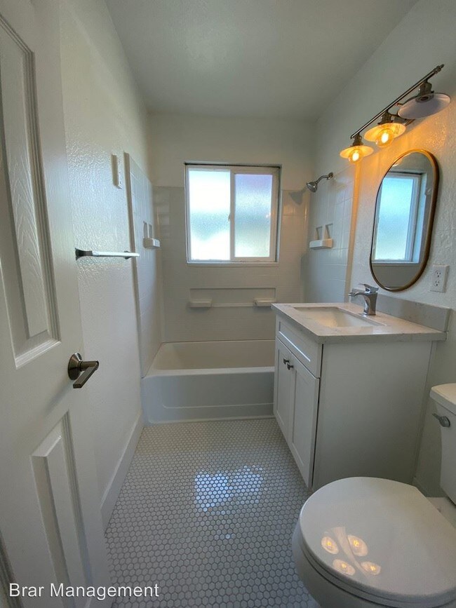 Building Photo - 1824 S Cirby Way