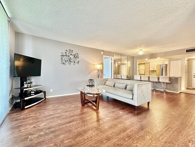 Building Photo - 5301 NW 2nd Ave