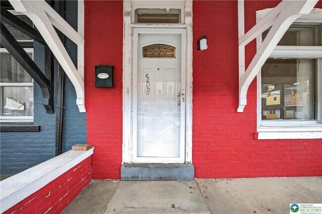 Building Photo - 503 W Gordon St