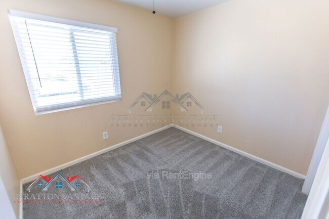 Building Photo - 1314 S 78th St