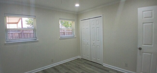 Building Photo - Beautiful 3 beds 2 baths in Grand Prairie!