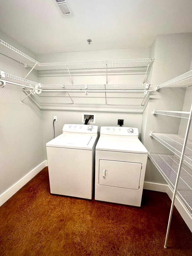 Washer & Dryer - 55 S Harding St