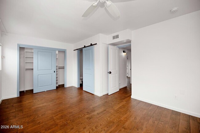 Building Photo - 4228 N 44th Pl