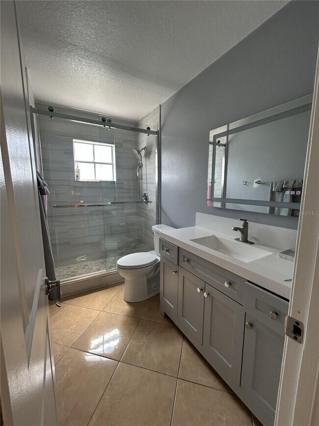 Building Photo - 1110 Craig Ct