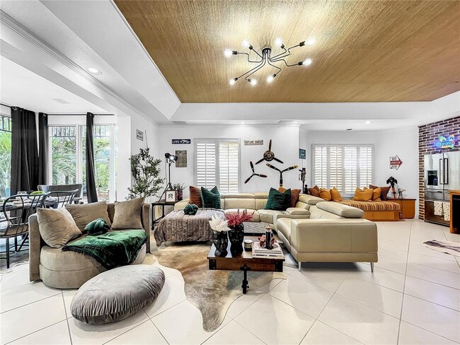 Building Photo - 3608 54th Dr W