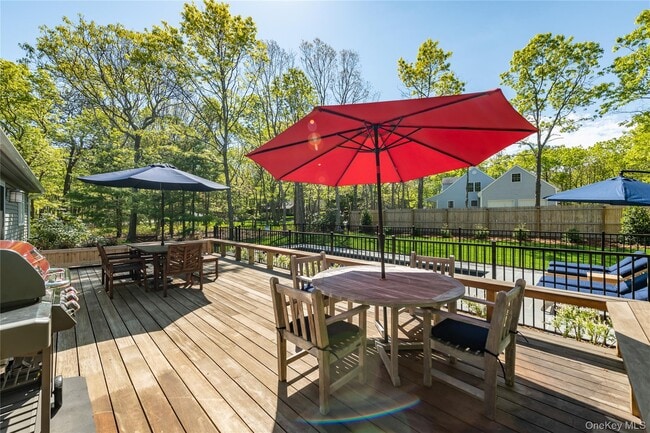 Building Photo - 16 Hildreth Rd S