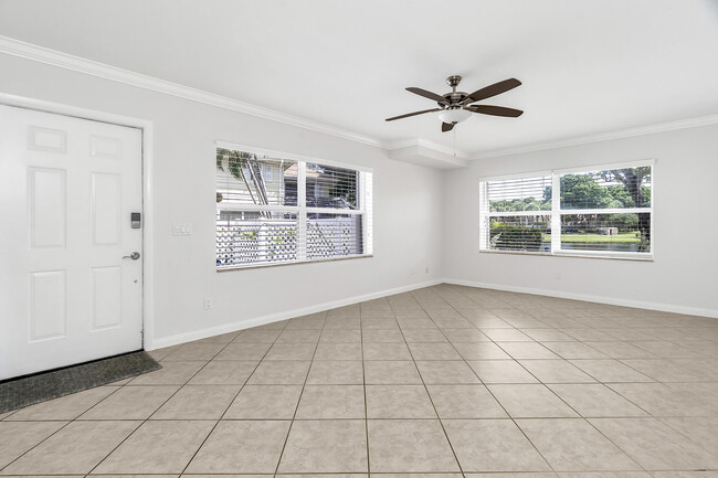 Building Photo - 8159 Andover Ct