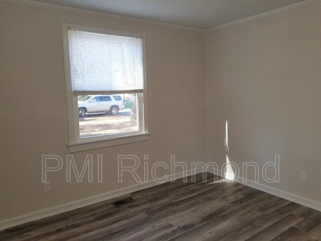 Building Photo - 1213 Keswick Ln