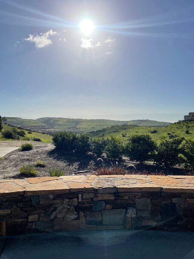 Building Photo - 9707 Deer Trail Dr