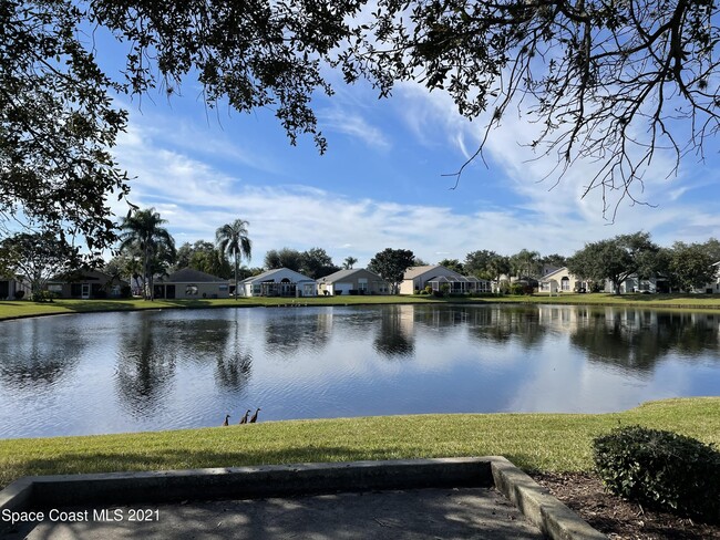Building Photo - 7016 Hammock Trace Dr