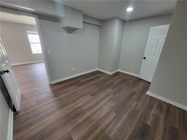 Building Photo - 655 Alcovy Woods Dr