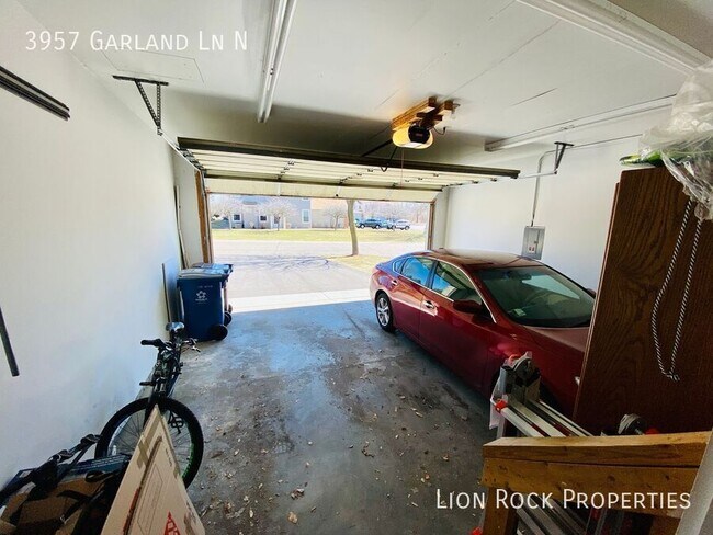 Building Photo - 3957 Garland Ln N