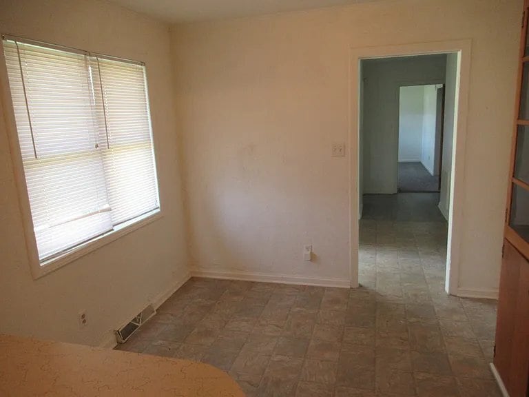 Building Photo - 5767 NC-150