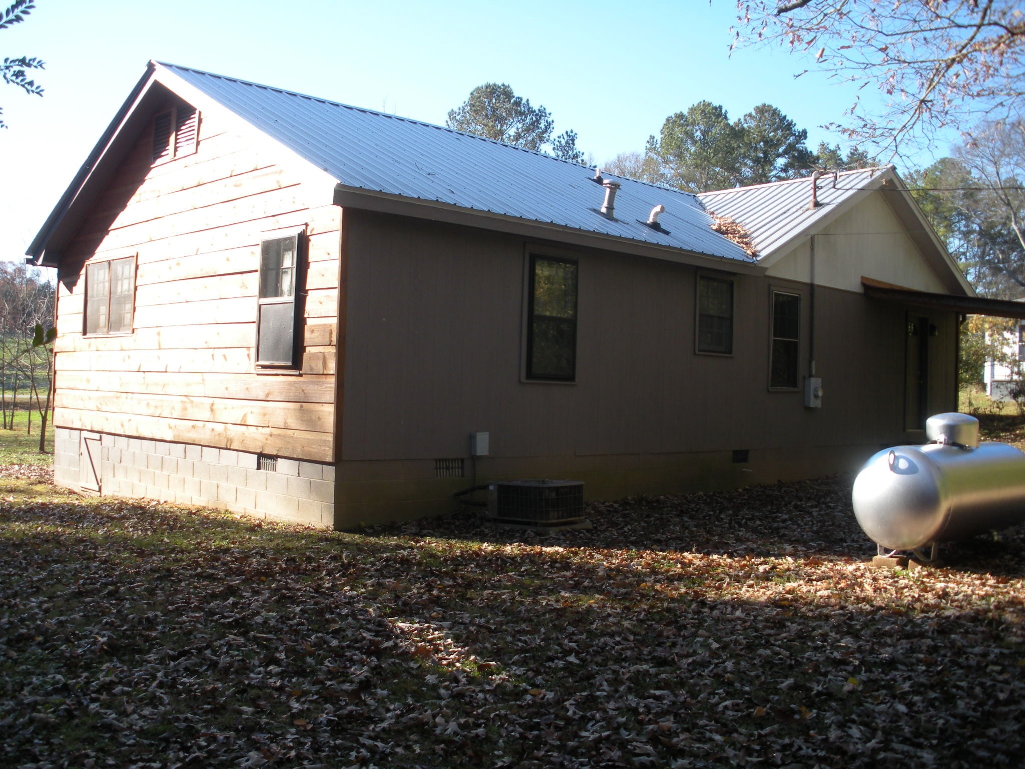 Building Photo - 12 Farmer Rd NW