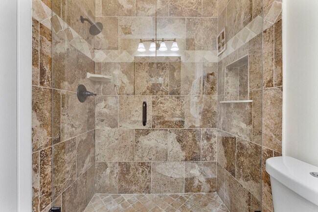 Building Photo - 250 S Ocean Blvd