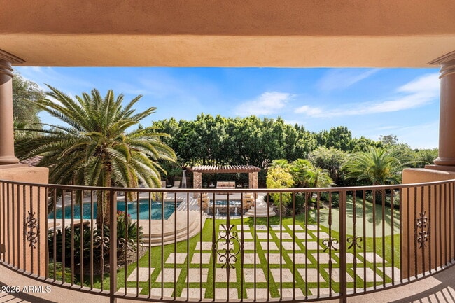 Building Photo - 11571 E Cochise Dr