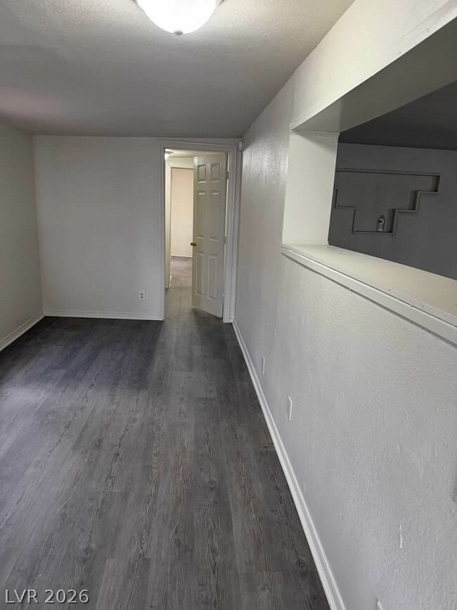 Building Photo - 1121 Pawnee Ln