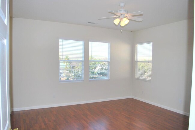 Building Photo - Bright 2 Story Home In Great Dublin Ranch ...