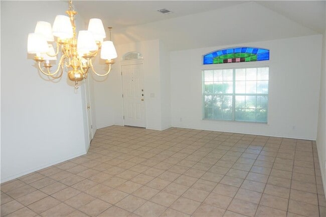 Building Photo - 20915 Gelding Ln