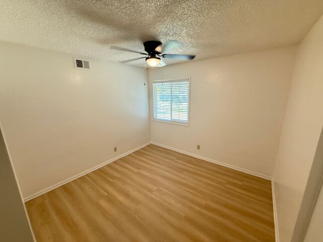 Building Photo - COMING SOON! 4-Bedroom Single-Story Home i...