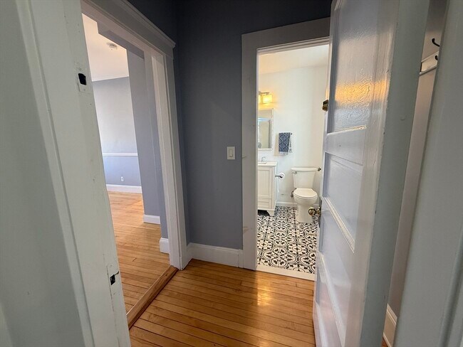 Building Photo - 506-512-512 Franklin St