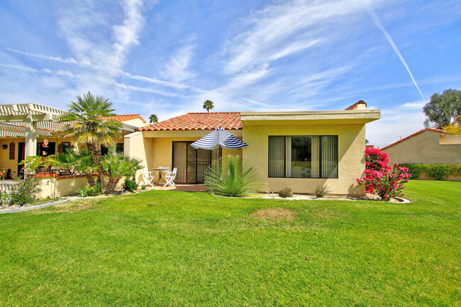 Primary Photo - 40511 Pebble Beach Cir