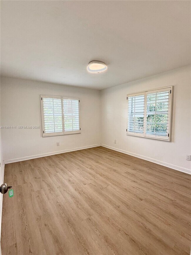 Building Photo - 6815 Edgewater Dr