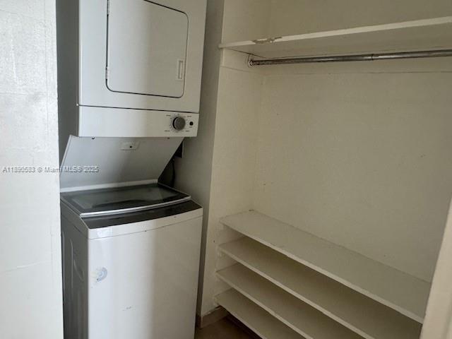 Building Photo - 5401 Collins Ave