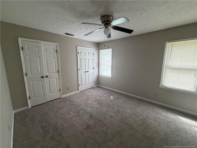 Building Photo - 872 Hilton Dr