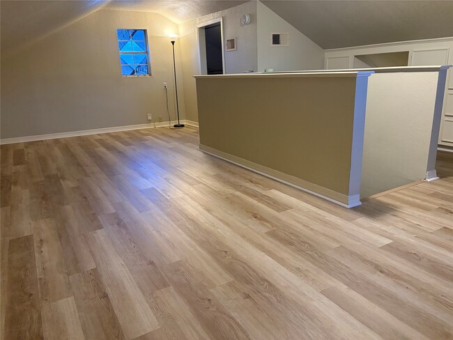 Building Photo - 1310 Bayou Shore Dr
