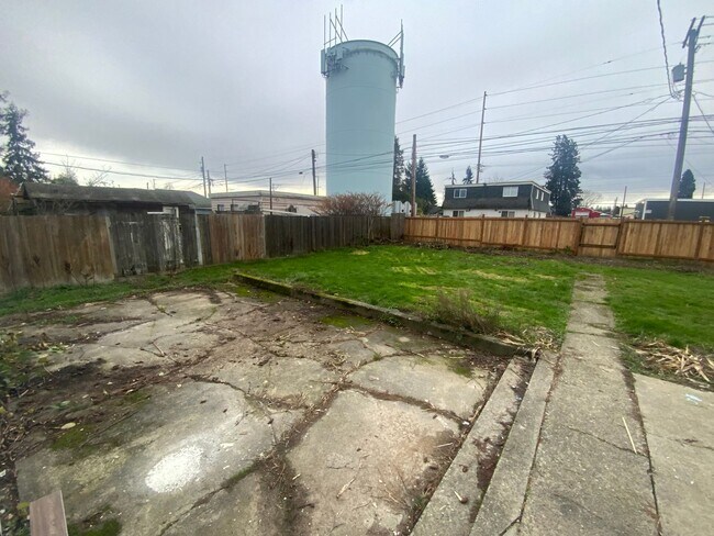 Building Photo - Beautiful Tacoma 4-Bedroom! Apply Today!