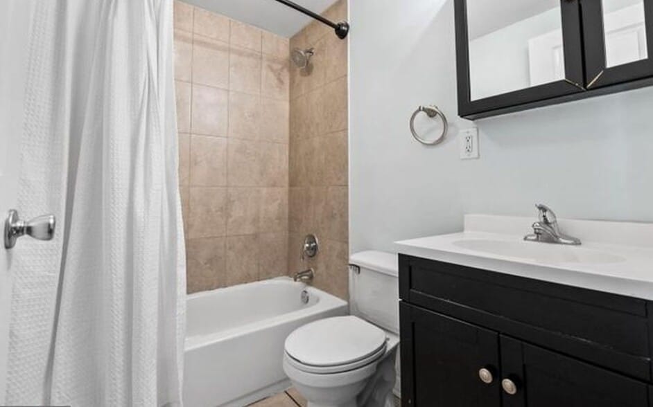 Building Photo - 1607 Manton St