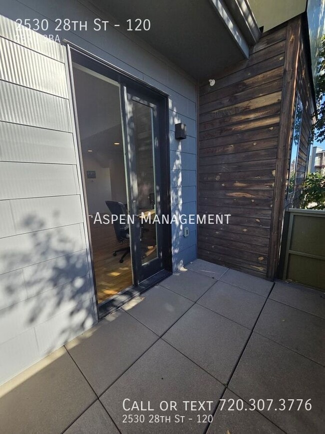 Building Photo - 2530 28th St