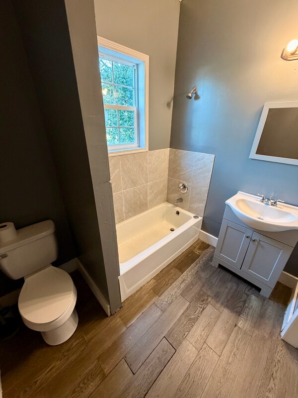 Building Photo - 120 W 18th St