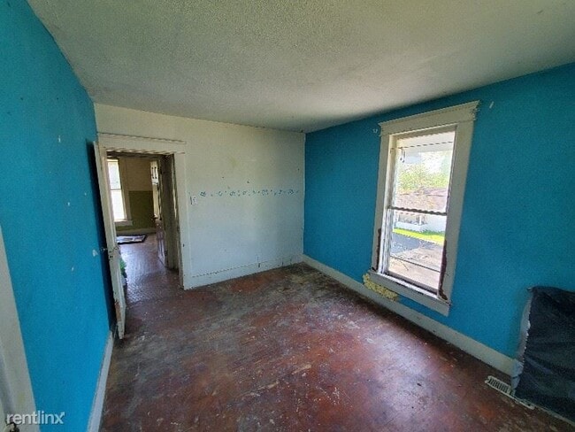 Building Photo - 3 br, 2 bath House - 410 North Branson Street