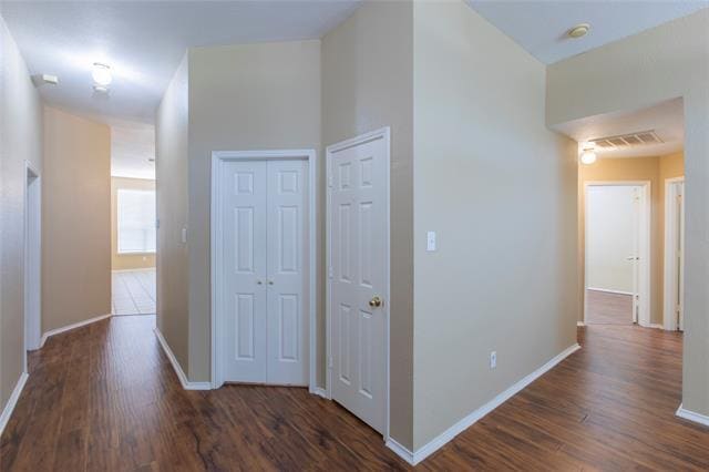 Building Photo - 6100 Pine Ridge Blvd