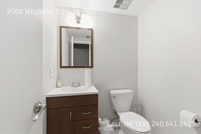 Building Photo - 9500 Melrose Square Way