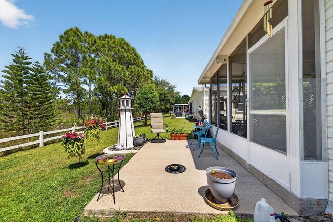 Building Photo - 2820 Eagle's Nest Way