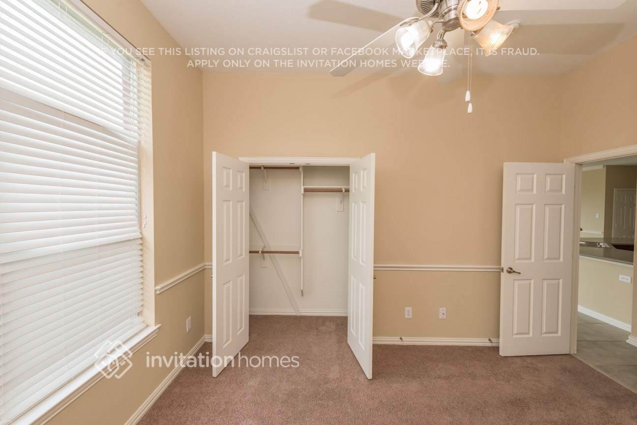 Building Photo - 705 Cross Meadow Blvd